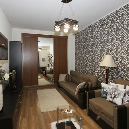 Апартаменти Cozy On Yevreiska Street *